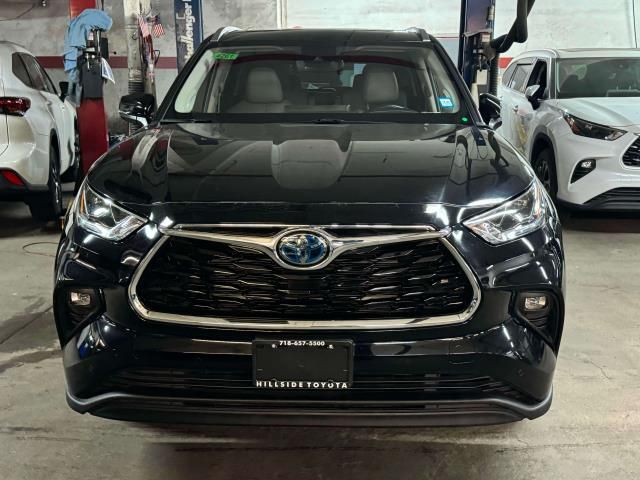 2023 Toyota Highlander Hybrid Limited