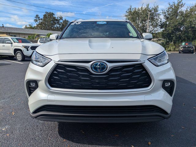 2023 Toyota Highlander Hybrid Bronze Edition