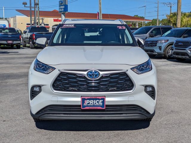 2023 Toyota Highlander Hybrid Bronze Edition