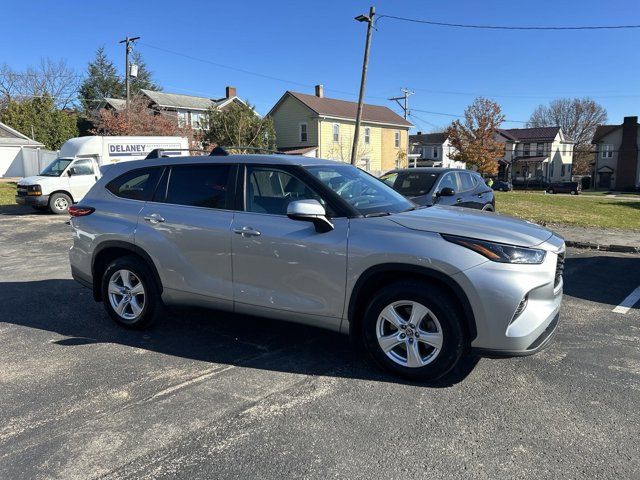 2023 Toyota Highlander Hybrid LE