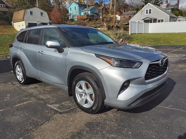 2023 Toyota Highlander Hybrid LE