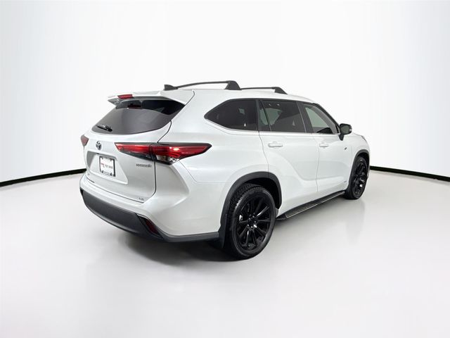 2023 Toyota Highlander Hybrid LE