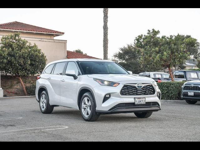 2023 Toyota Highlander Hybrid LE