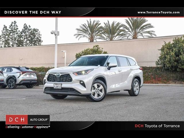 2023 Toyota Highlander Hybrid LE