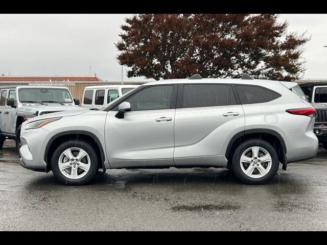 2023 Toyota Highlander Hybrid LE