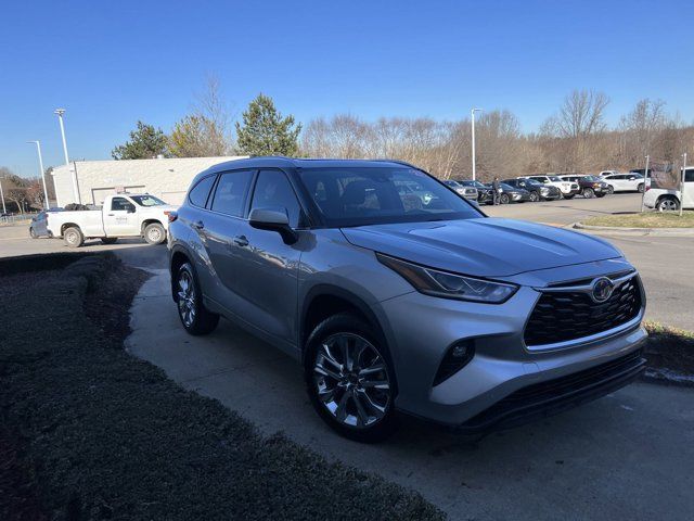 2023 Toyota Highlander Hybrid Limited