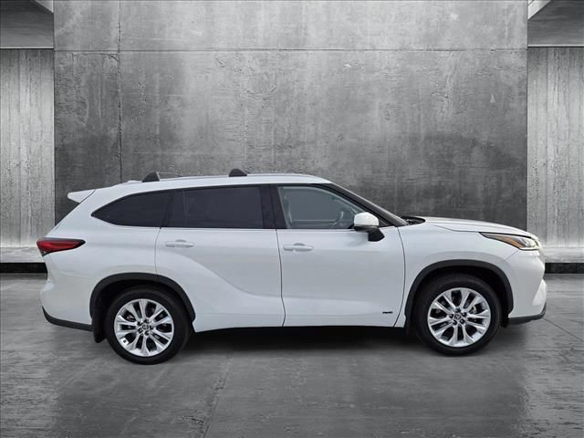 2023 Toyota Highlander Hybrid Limited