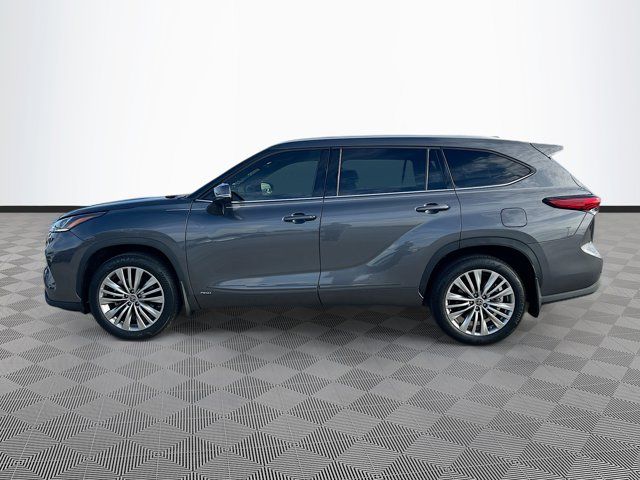 2023 Toyota Highlander Hybrid Platinum