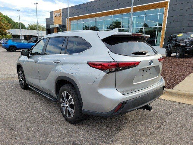 2023 Toyota Highlander Hybrid XLE