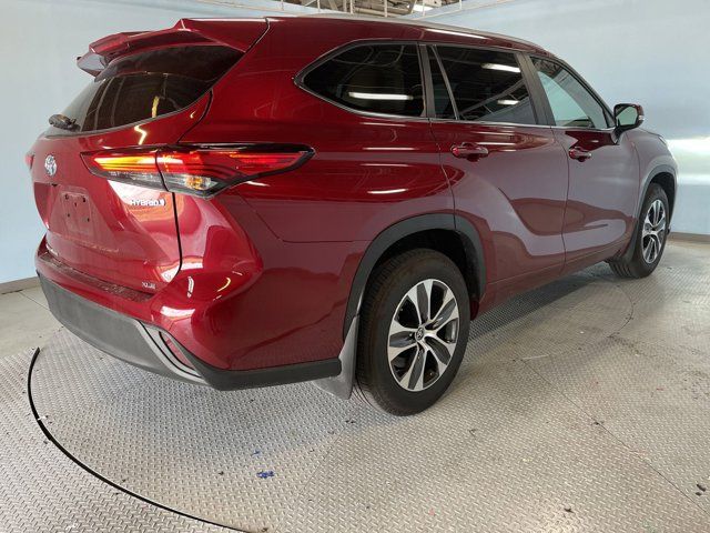 2023 Toyota Highlander Hybrid XLE