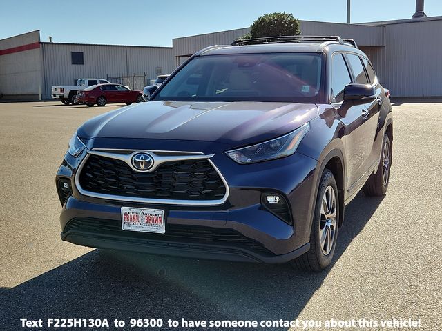 2023 Toyota Highlander Hybrid XLE