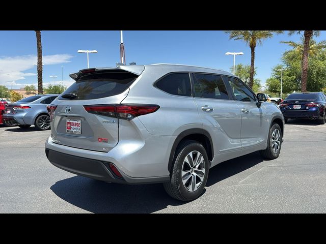 2023 Toyota Highlander Hybrid XLE