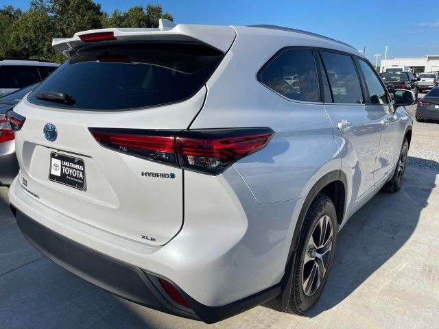 2023 Toyota Highlander Hybrid XLE