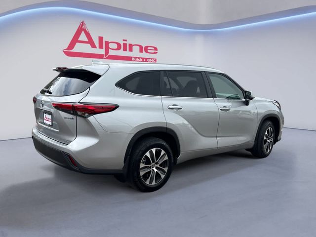 2023 Toyota Highlander Hybrid XLE