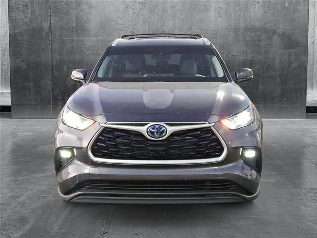 2023 Toyota Highlander Hybrid XLE