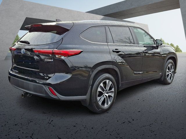 2023 Toyota Highlander Hybrid XLE