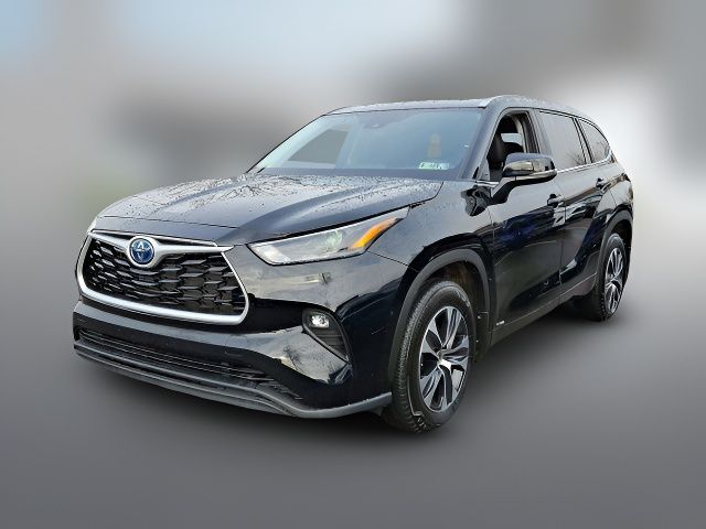 2023 Toyota Highlander Hybrid XLE