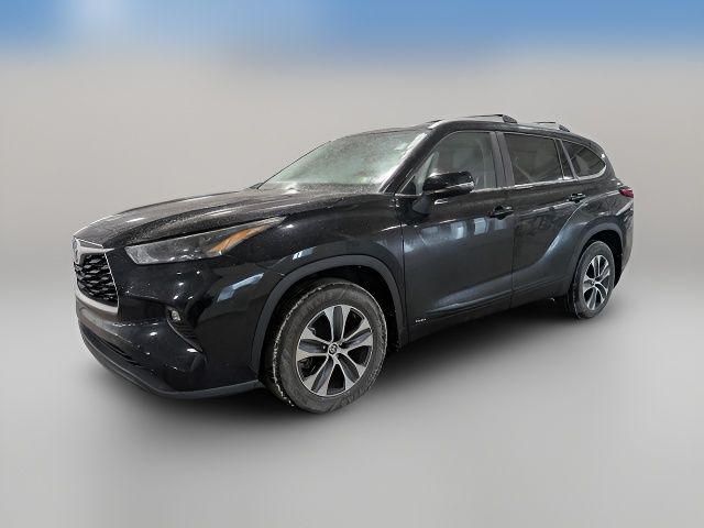 2023 Toyota Highlander Hybrid XLE