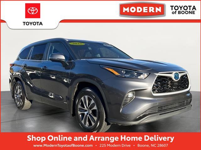 2023 Toyota Highlander Hybrid XLE