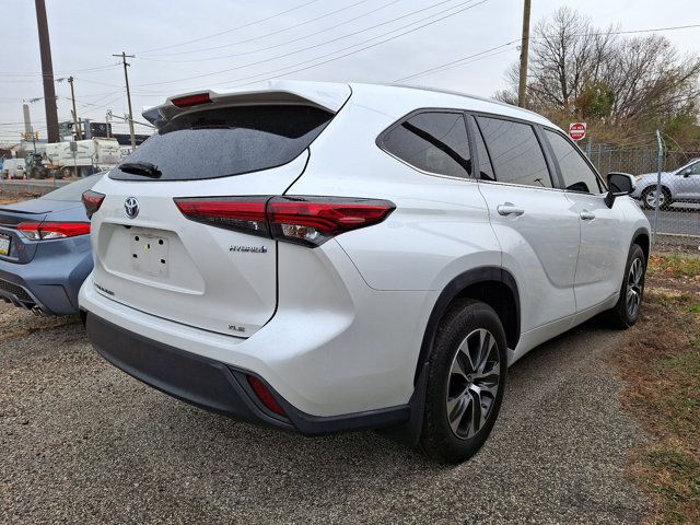 2023 Toyota Highlander Hybrid XLE