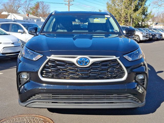 2023 Toyota Highlander Hybrid XLE