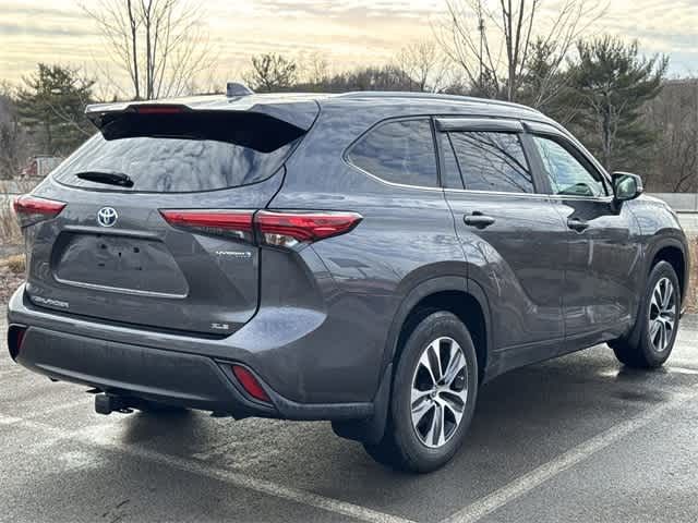 2023 Toyota Highlander Hybrid XLE