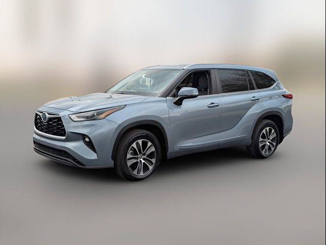 2023 Toyota Highlander Hybrid XLE