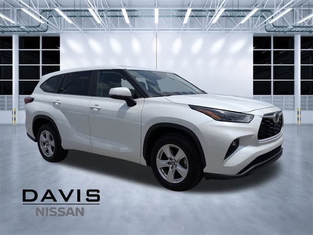 2023 Toyota Highlander L