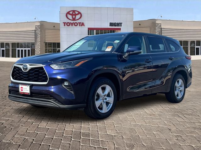 2023 Toyota Highlander LE