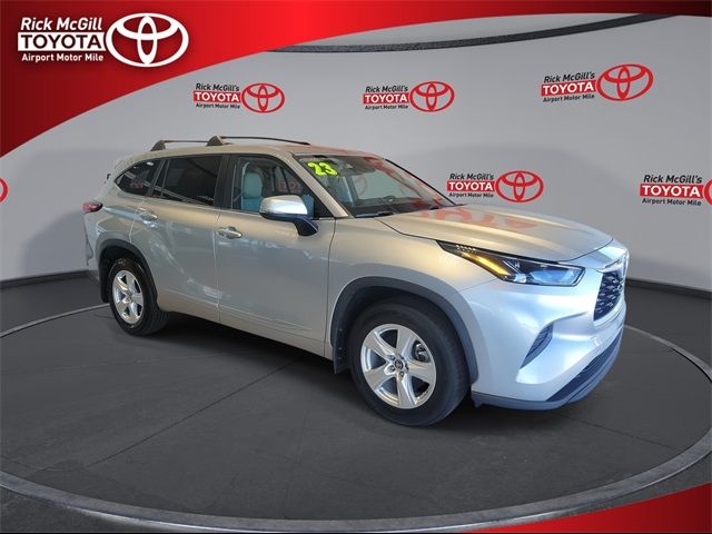 2023 Toyota Highlander L