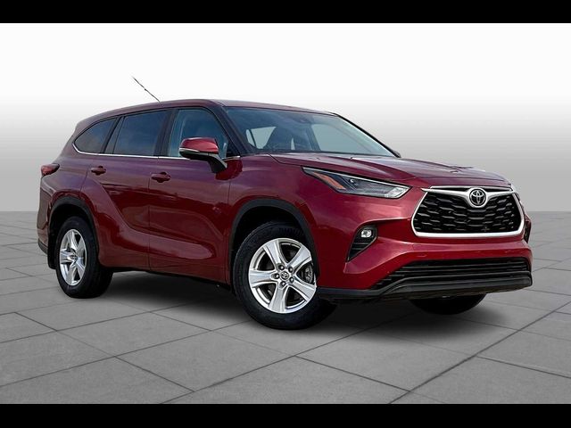 2023 Toyota Highlander LE