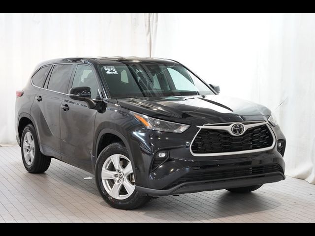 2023 Toyota Highlander L