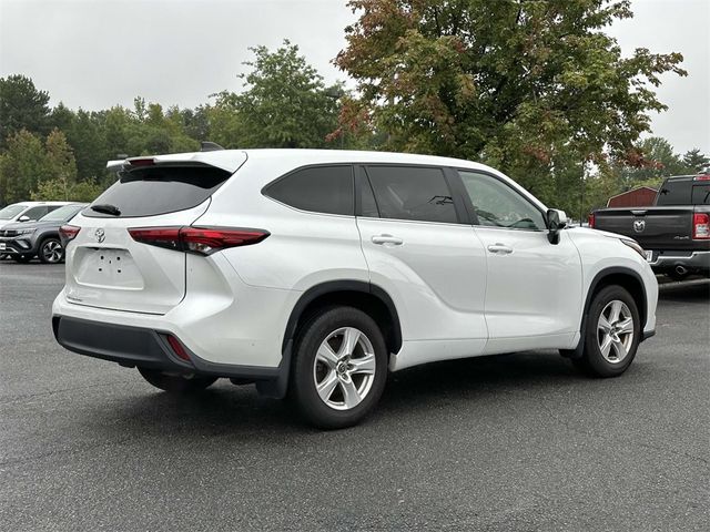 2023 Toyota Highlander L