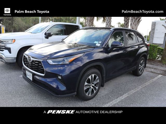 2023 Toyota Highlander L