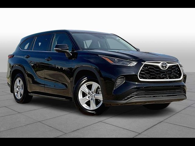 2023 Toyota Highlander L