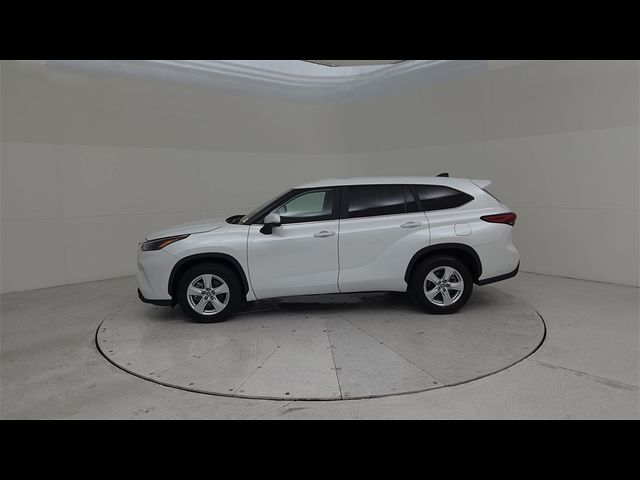 2023 Toyota Highlander L