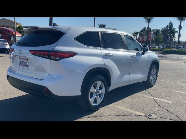 2023 Toyota Highlander L