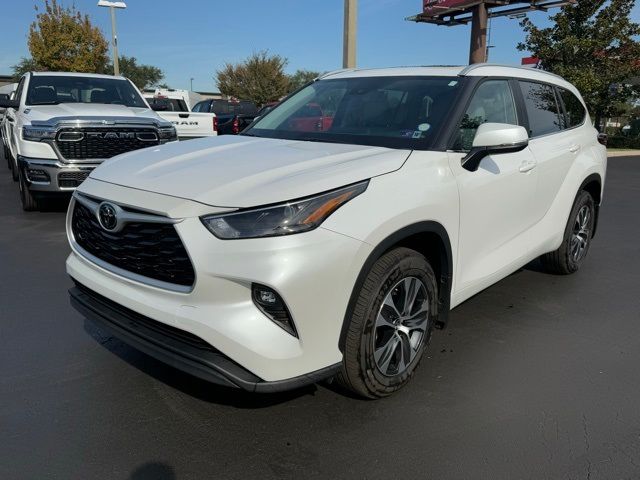 2023 Toyota Highlander L