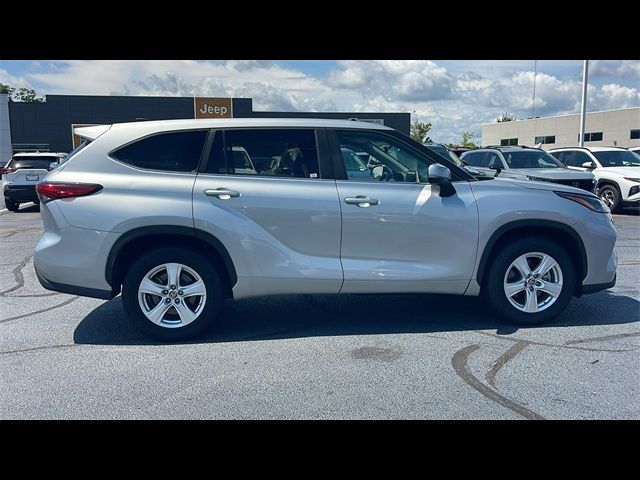 2023 Toyota Highlander L