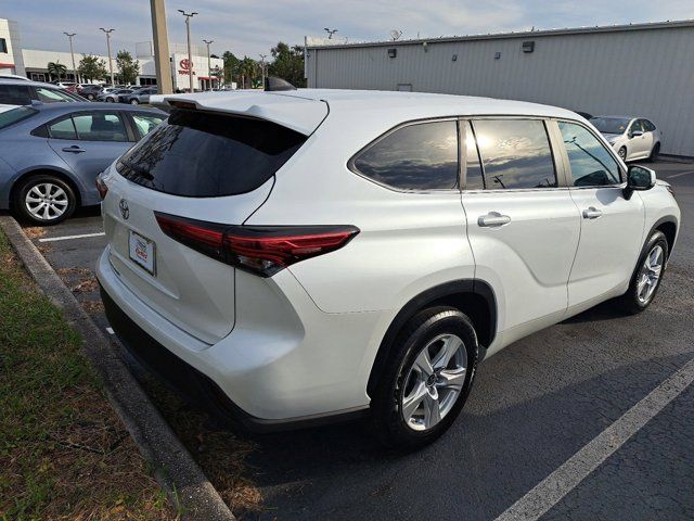 2023 Toyota Highlander L