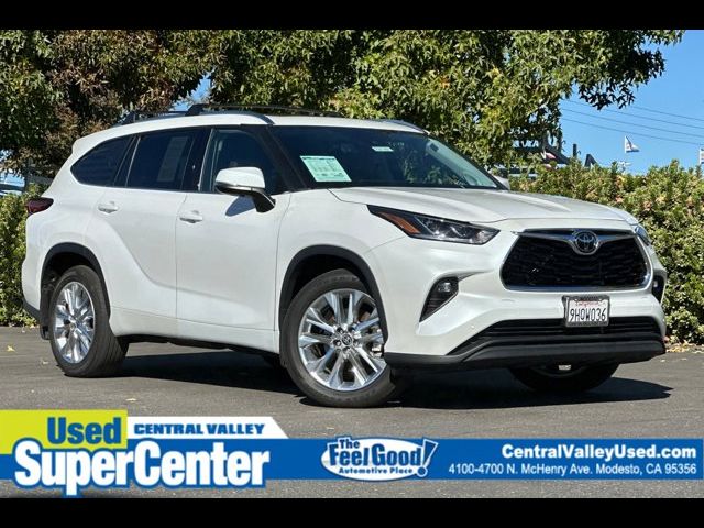 2023 Toyota Highlander L