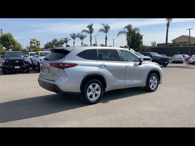 2023 Toyota Highlander L