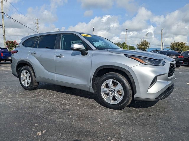 2023 Toyota Highlander L
