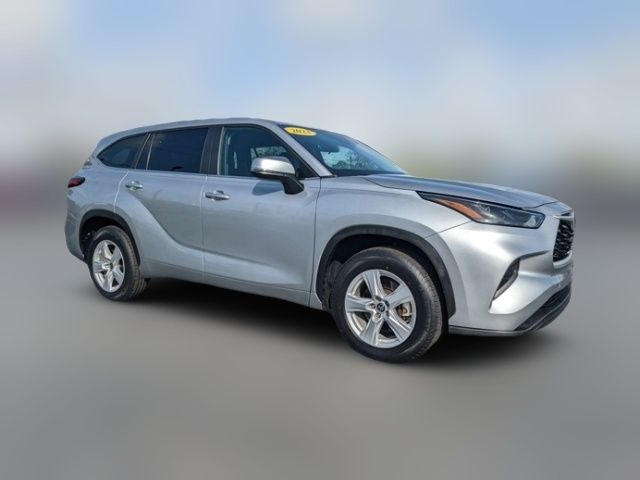 2023 Toyota Highlander L