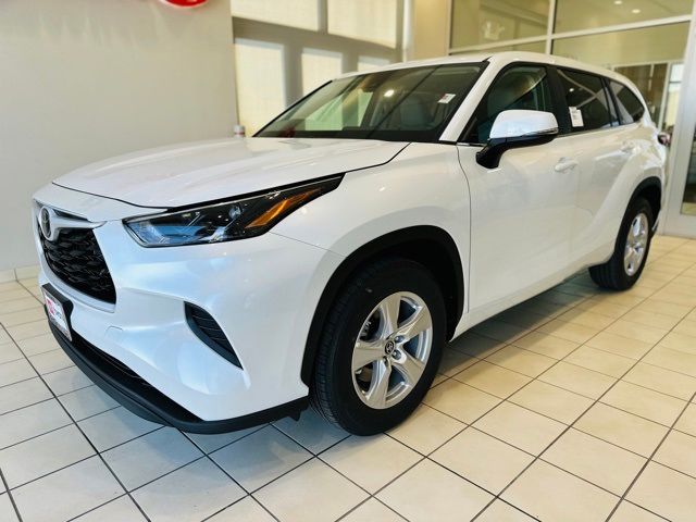 2023 Toyota Highlander L