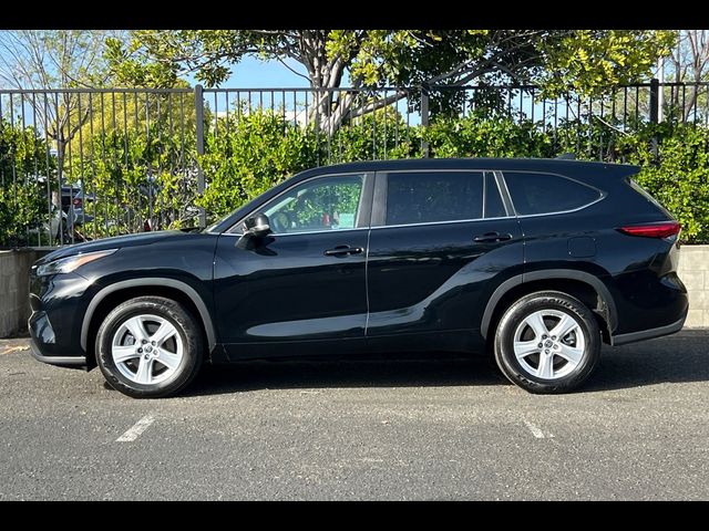 2023 Toyota Highlander L