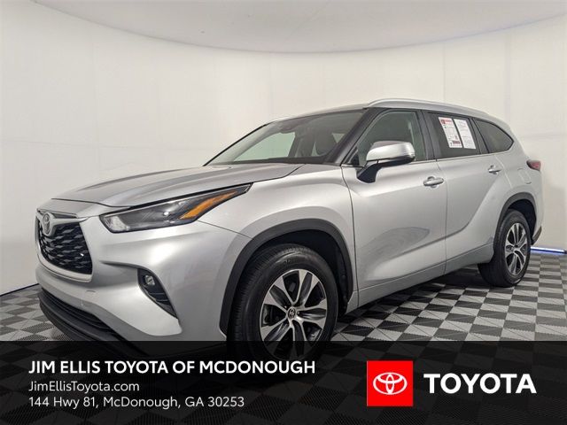 2023 Toyota Highlander XLE