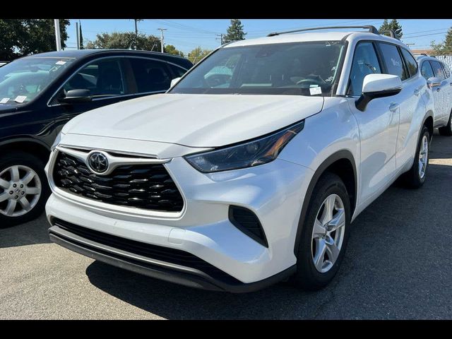 2023 Toyota Highlander L