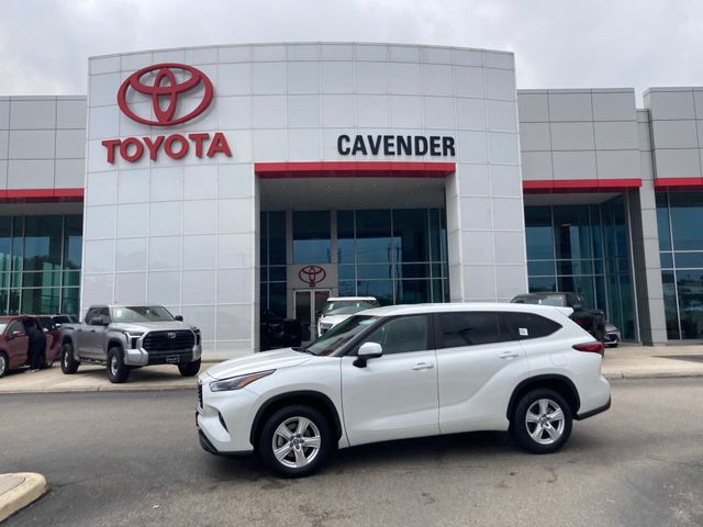 2023 Toyota Highlander LE