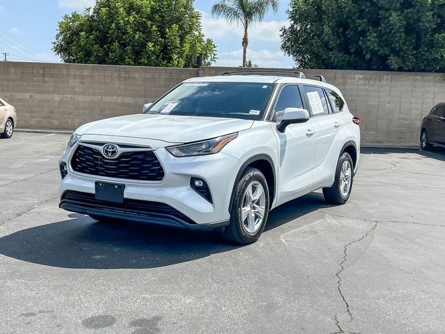 2023 Toyota Highlander LE